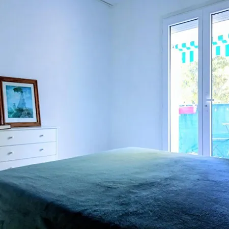 Artemare, Il Fascino Del Classico Con Ogni Comfort דירה