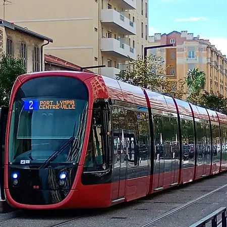 Artemare, Il Fascino Del Classico Con Ogni Comfort アパート ニース